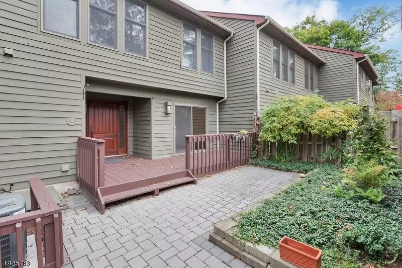 Edison Twp., NJ 08820,74 GIGGLESWICK WAY #74