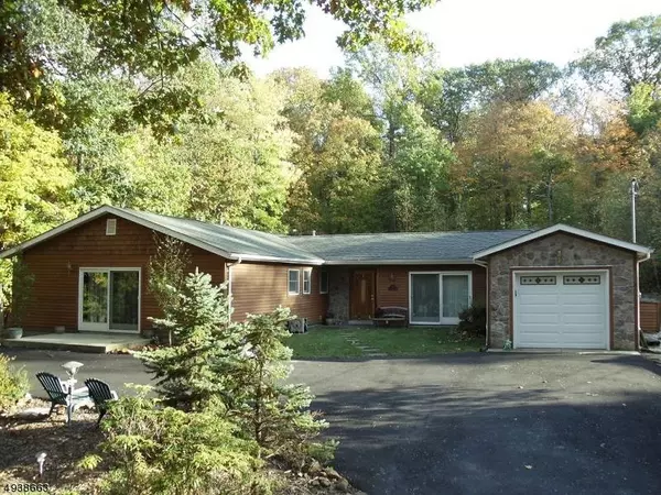 22 GREEN VALLEY DR, Green Brook Twp., NJ 08812