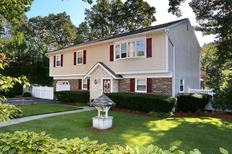 35 OLIVER PL, Ringwood Boro, NJ 07456