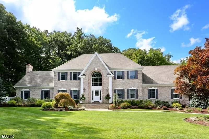 84 GLENWOOD RD, Upper Saddle River Boro, NJ 07458