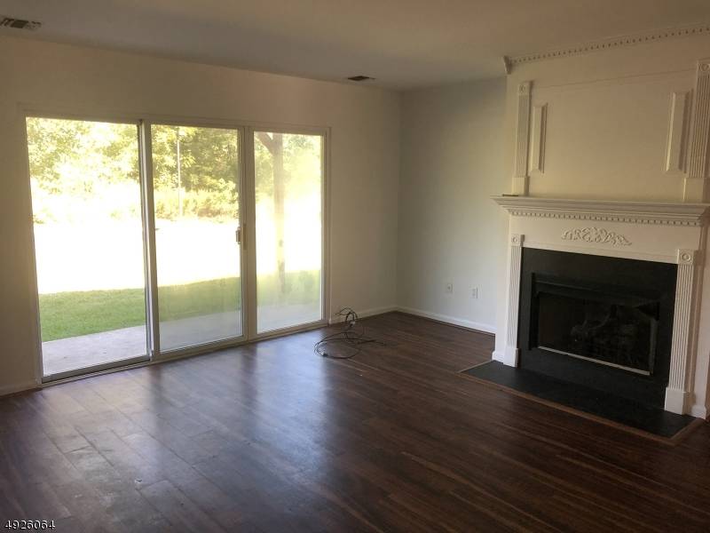 113 FALCON RIDGE WAY, Hamburg Boro, NJ 07419
