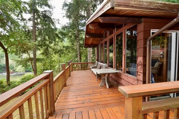 Salt Spring, BC V8K 2E3,1525 Beddis Rd