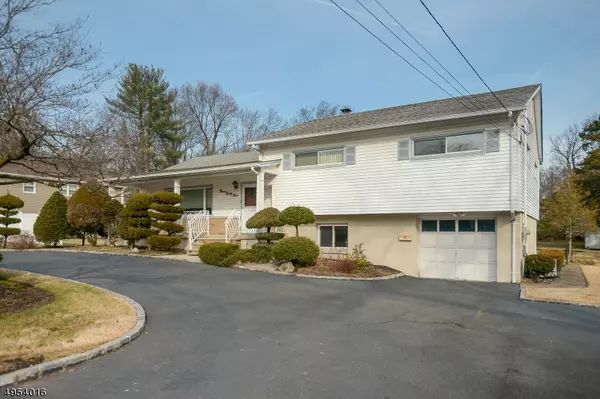 344 SUMMIT RD, Mountainside Boro, NJ 07092