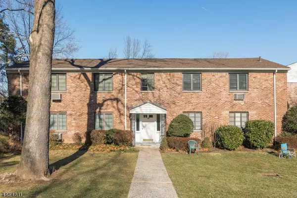 109 TROY DR-BALTUSROL WAY #109, Springfield Twp., NJ 07081