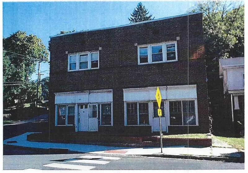 82 Main St, Peapack Gladstone Boro, NJ 07931