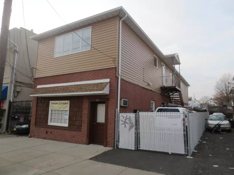 Elizabeth City, NJ 07202,351 WASHINGTON AVE