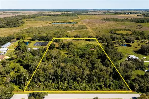 735 Whidden RD, Labelle, FL 33935