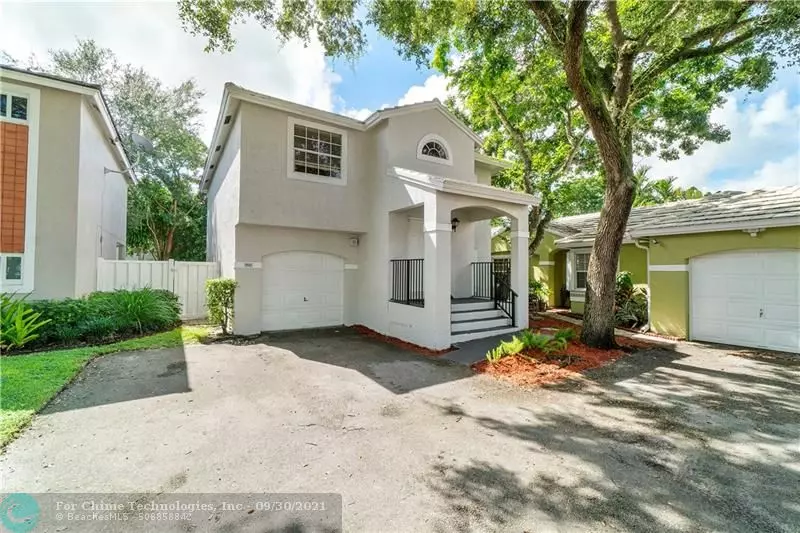 Plantation, FL 33324,9840 NW 2ND CT