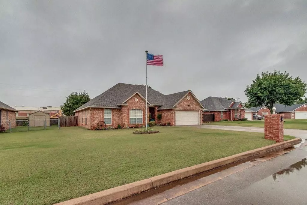 Blanchard, OK 73010,1615 Silver Oak Drive