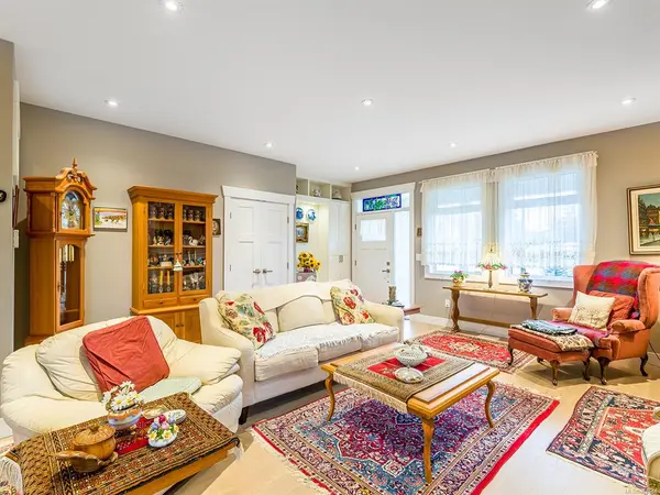 899 Parkside Cres, Parksville, BC V9P 1S9