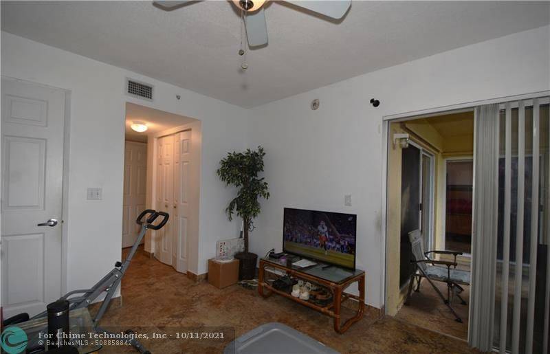 Davie, FL 33328,2600 S University Dr  #120