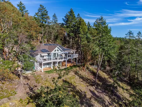 Pender Island, BC V0N 2M1,2325 Mackinnon Rd