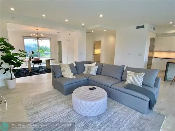 Hollywood, FL 33019,5900 N Ocean Dr  #3N