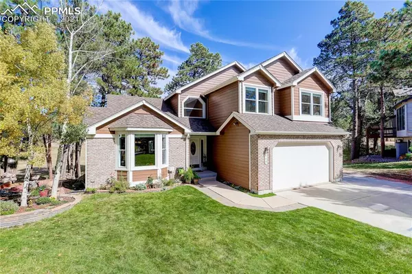 140 Tall Pine LN, Monument, CO 80132