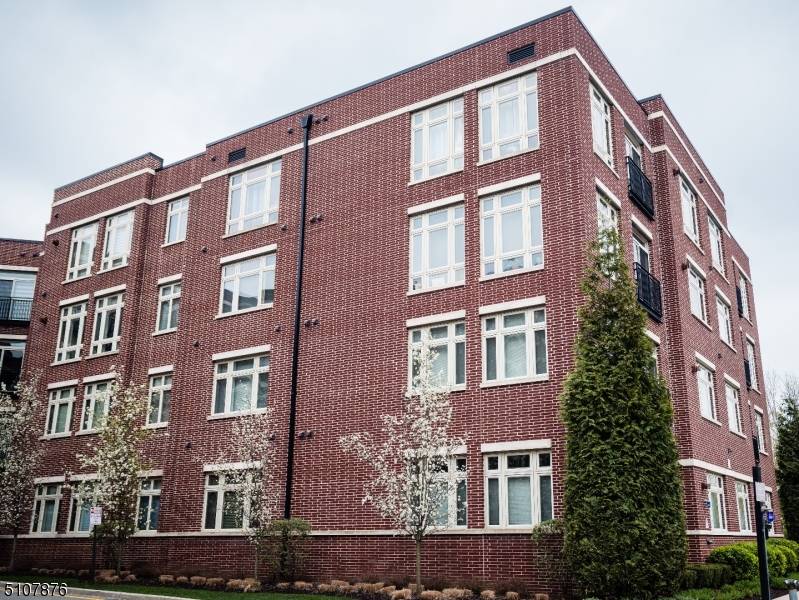 3305 Riverview Ave #305, Englewood City, NJ 07631