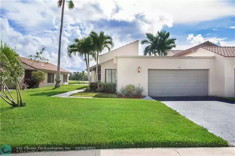 500 Village Lake Dr, Weston, FL 33326