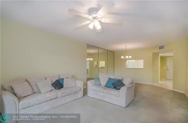 Pembroke Pines, FL 33027,571 SW 142nd Ave  #310-O