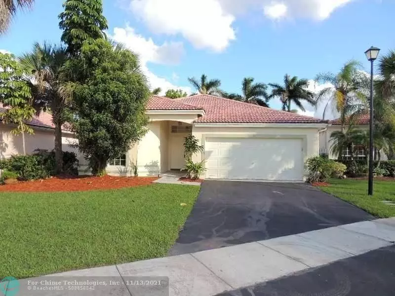 90 Gables Blvd, Weston, FL 33326