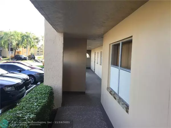 Sunrise, FL 33322,9360 Sunrise Lakes Blvd  #109