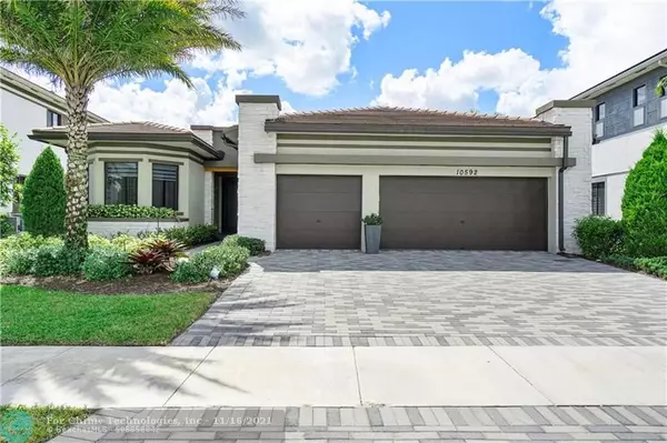 Parkland, FL 33076,10592 N Lago Vista Cir