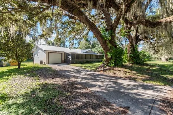 4004 Teak CT, Labelle, FL 33935