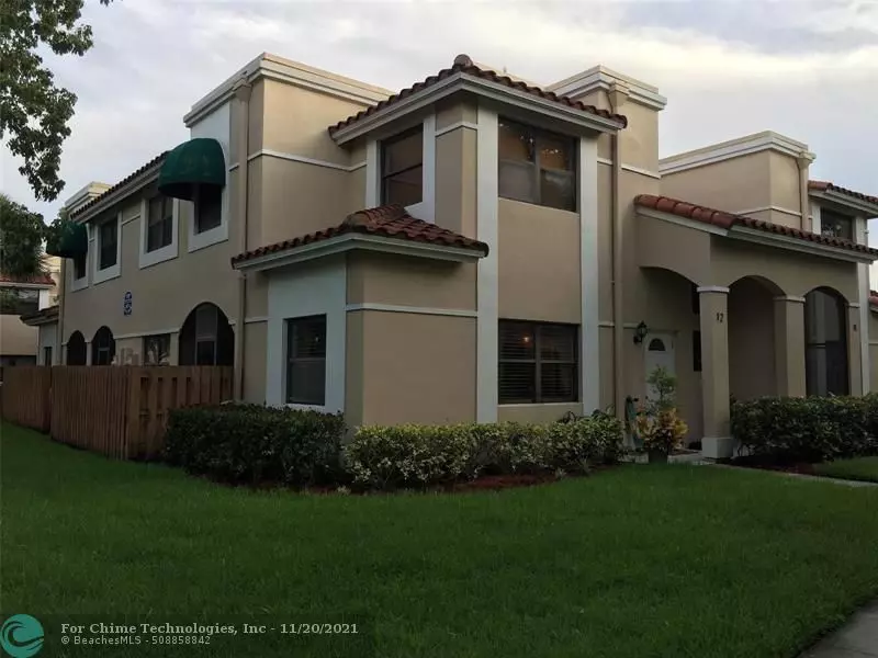 579 Racquet Club Rd  #12, Weston, FL 33326