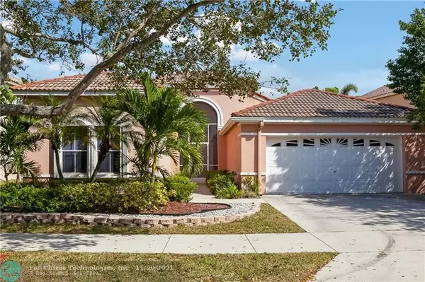 502 Carrington Ln, Weston, FL 33326