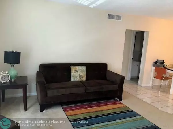 Fort Lauderdale, FL 33308,2270 NE 68th St  #1921