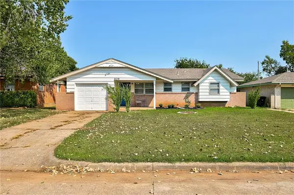 628 N Dallas Avenue, Moore, OK 73160