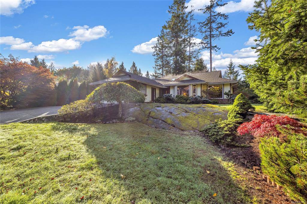 North Saanich, BC V8L 5B6,8574 Kingcome Cres