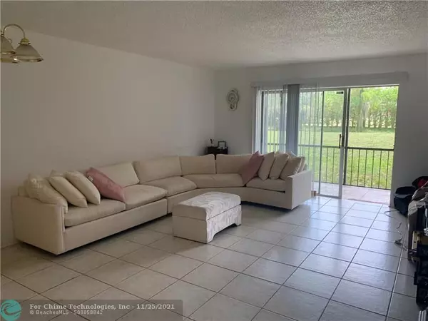 6260 S Falls Circle  #105, Lauderhill, FL 33319