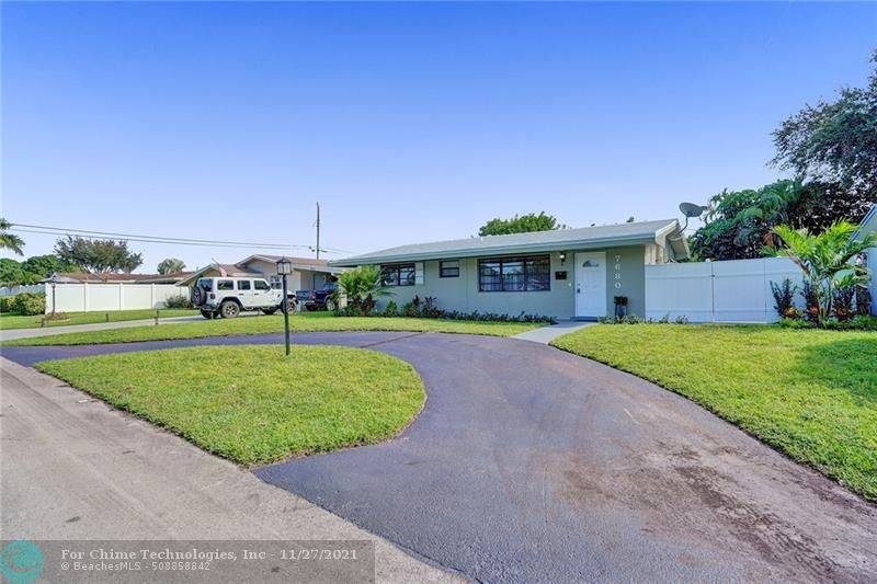 7680 NW 12 St, Pembroke Pines, FL 33024