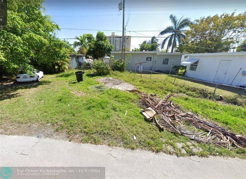 North Miami Beach, FL 33181,2388 NE 136th Ter