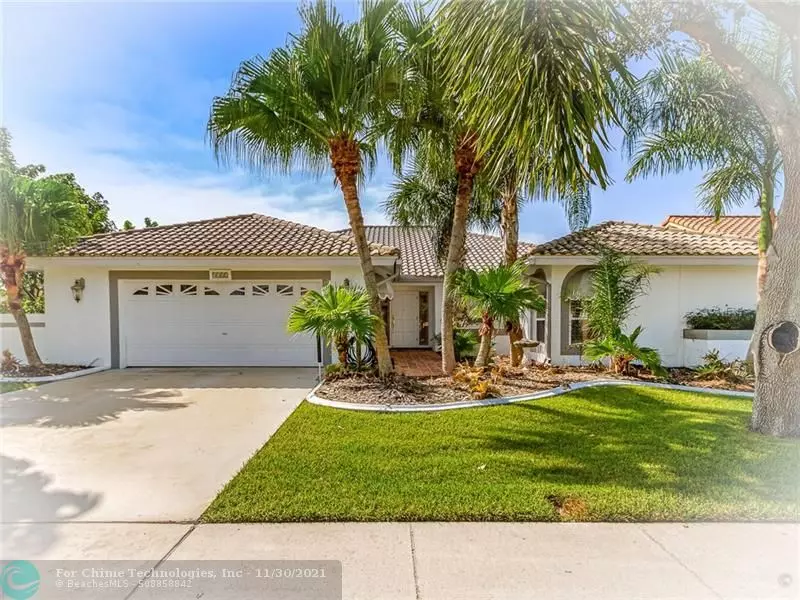 5152 Deerhurst Crescent Cir, Boca Raton, FL 33486