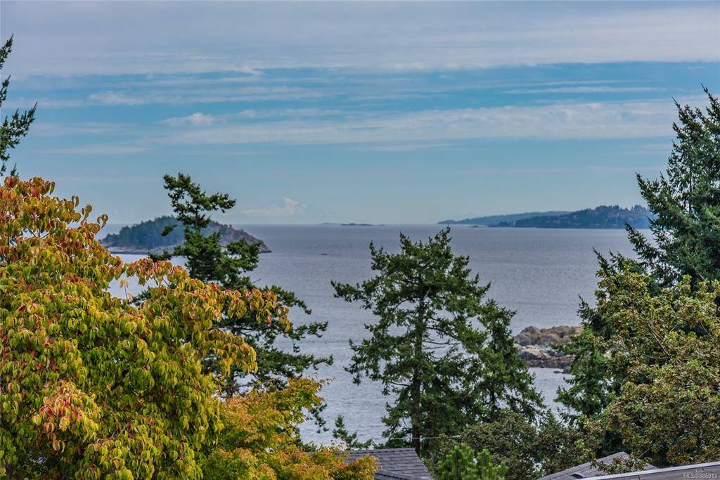 Nanoose Bay, BC V9P 9H1,3756 Mallard Pl