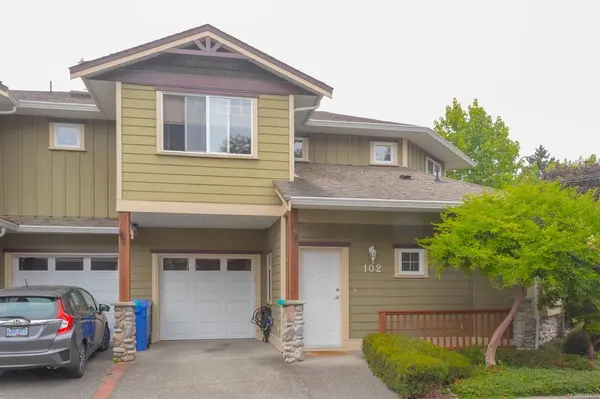 951 Goldstream Ave #102, Langford, BC V9B 6S5