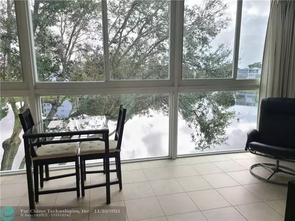 Deerfield Beach, FL 33442,4113 Cambridge E  #4113 E