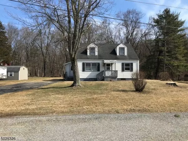 107 W LAKEVIEW RD, Andover Twp., NJ 07860