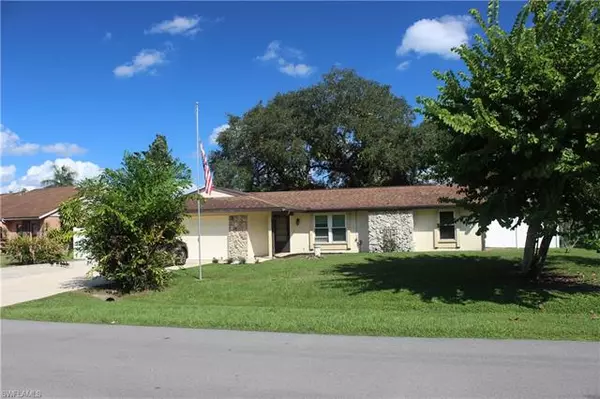 16280 Shadow Pine RD, North Fort Myers, FL 33917