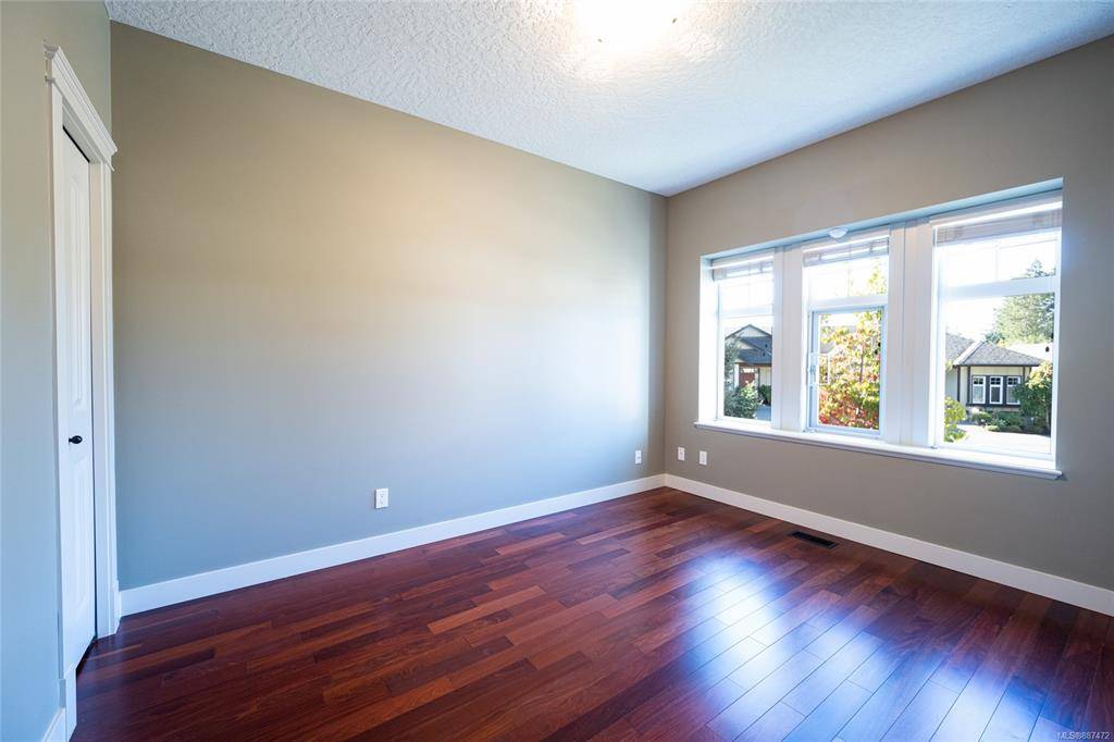 Duncan, BC V9L 5M3,5855 Church Rd #21
