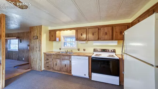 Florissant, CO 80816,200 Dollar CIR