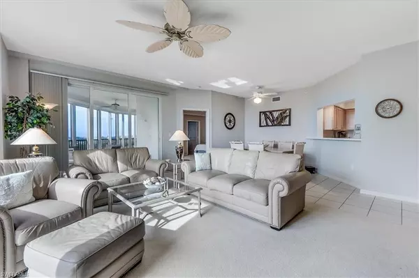 Fort Myers Beach, FL 33931,4183 Bay Beach LN 361