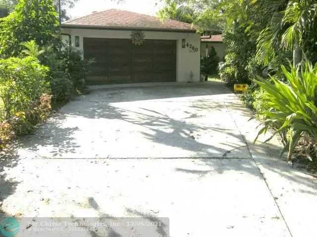 4260 NW 19th Ave, Oakland Park, FL 33309