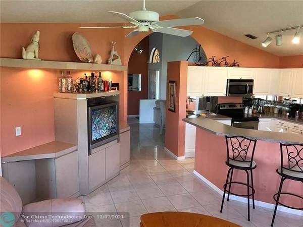 Boynton Beach, FL 33472,7251 Hearth Stone Ave  #-