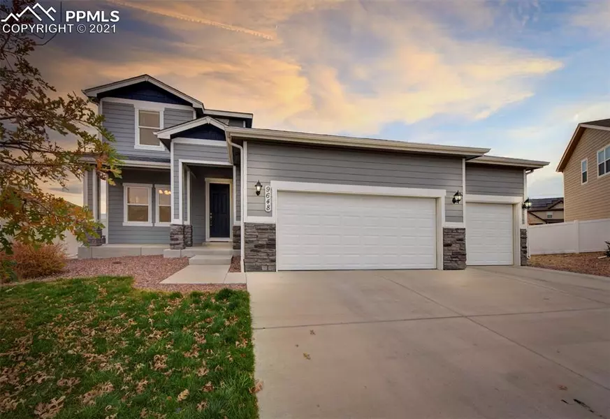 9648 Carnival LN, Fountain, CO 80817