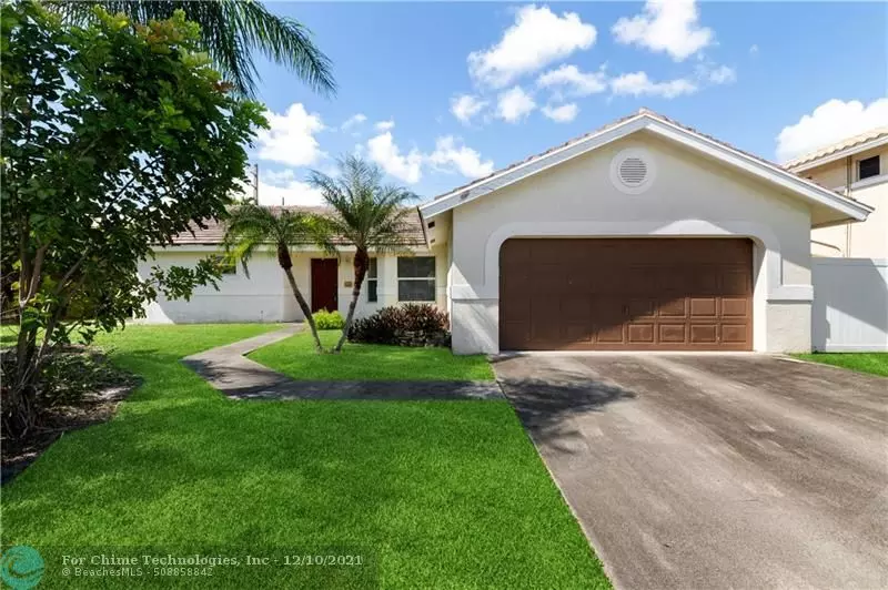 7945 Texas Trl, Boca Raton, FL 33487