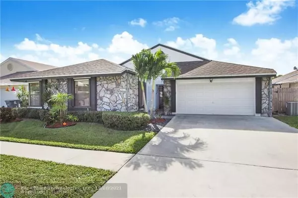 21081 Woodspring Ave, Boca Raton, FL 33428