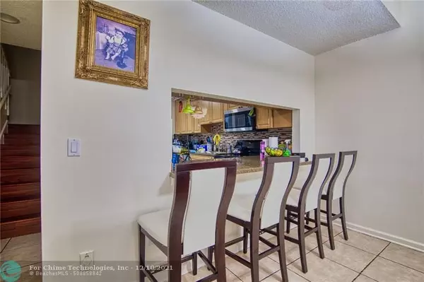 Lake Worth Beach, FL 33463,4251 S Landar Dr  #32-C