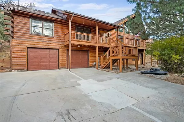 5189 Red Rock DR, Larkspur, CO 80118