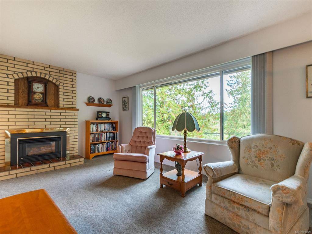 Nanaimo, BC V9X 1C2,1927 Richardson Rd
